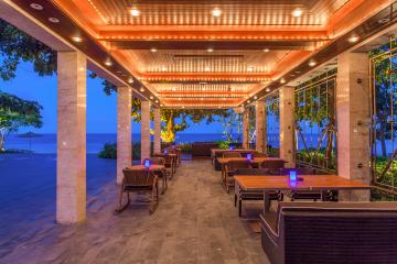 09. Dining - Baba Beach Bar & Restaurant